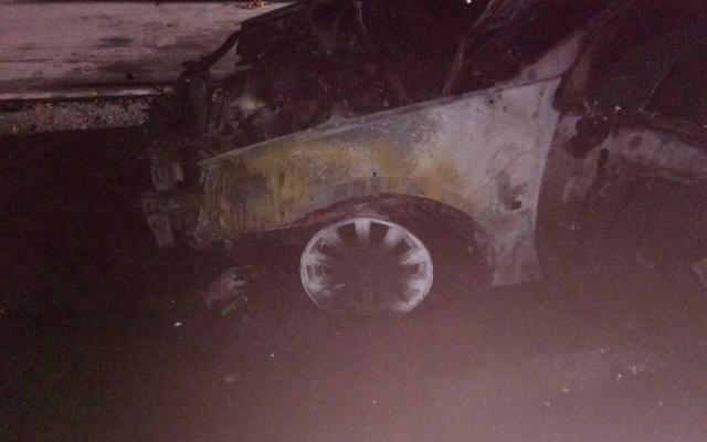 В Корабельном районе ночью по неизвестной причине загорелся автомобиль Фото № 1 В Корабельном районе ночью по неизвестной причине загорелся автомобиль Фото № 1