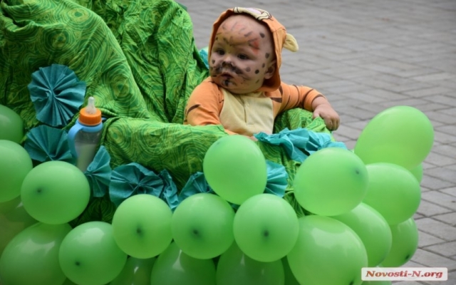 В Николаеве состоялся традиционный Парад карапузов Фото № 4 В Николаеве состоялся традиционный Парад карапузов Фото № 4