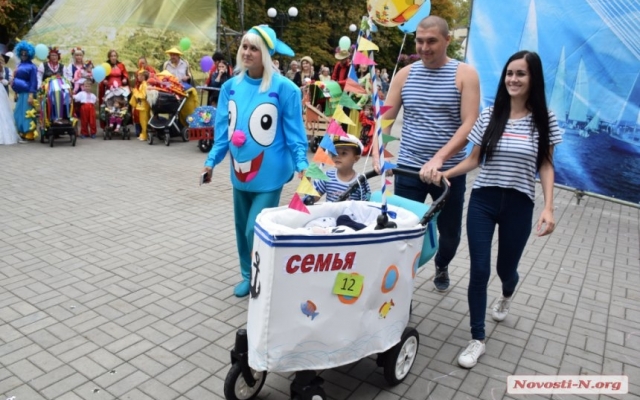 В Николаеве состоялся традиционный Парад карапузов Фото № 17 В Николаеве состоялся традиционный Парад карапузов Фото № 17
