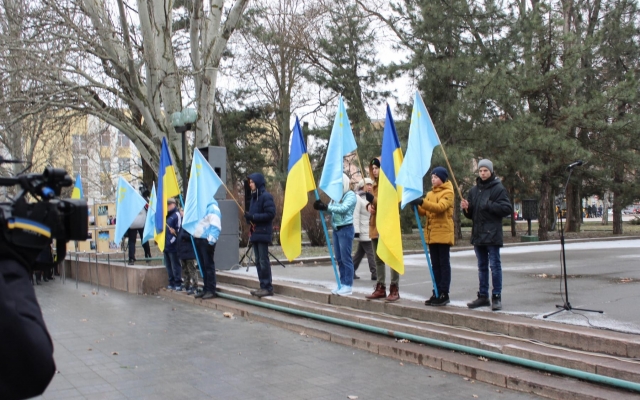 В Николаеве прошёл массовый митинг «Крым - это Украина» Фото № 14 В Николаеве прошёл массовый митинг «Крым - это Украина» Фото № 14