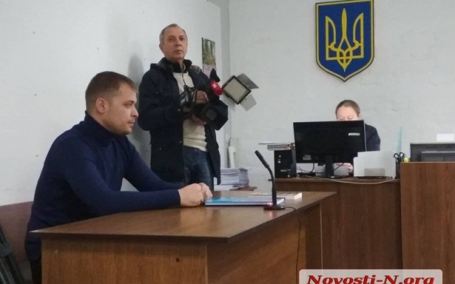 Парень, сломавший челюсть правоохранителю, отправлен под ночной домашний арест Фото № 0 Парень, сломавший челюсть правоохранителю, отправлен под ночной домашний арест Фото № 0