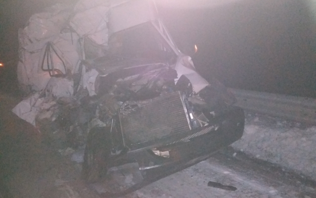 Спасатели ликвидировали последствия двух аварий Фото № 1 Спасатели ликвидировали последствия двух аварий Фото № 1