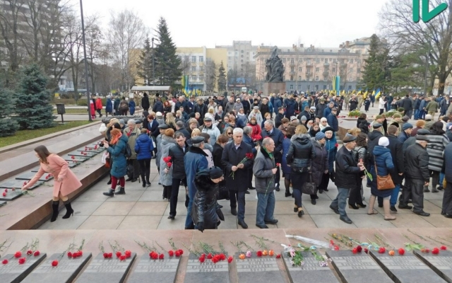 В Николаеве отмечают 74-ю годовщину освобождения города от фашистских захватчиков Фото № 12 В Николаеве отмечают 74-ю годовщину освобождения города от фашистских захватчиков Фото № 12