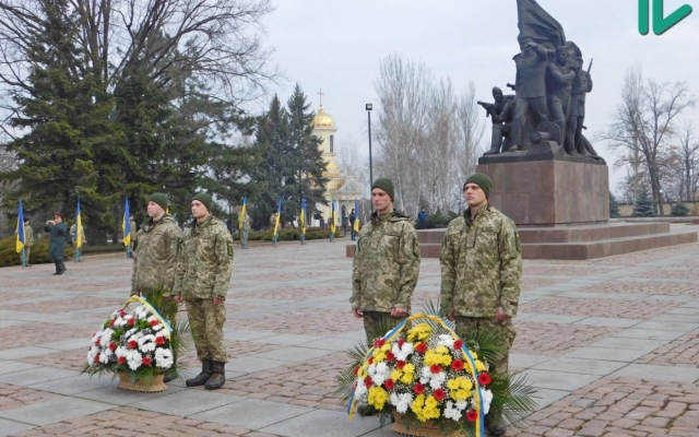 В Николаеве отмечают 74-ю годовщину освобождения города от фашистских захватчиков Фото № 0 В Николаеве отмечают 74-ю годовщину освобождения города от фашистских захватчиков Фото № 0