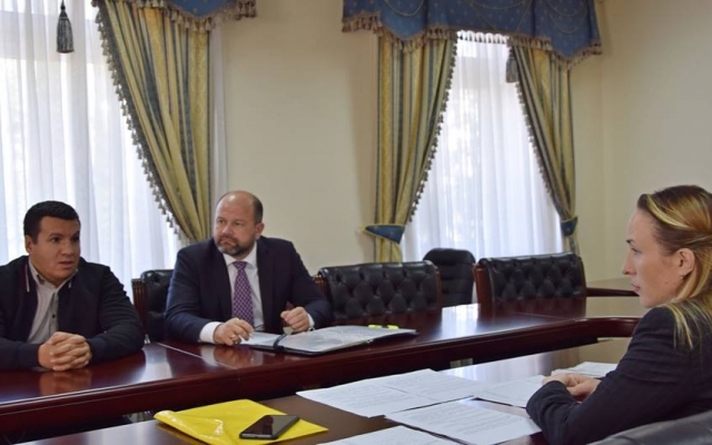 Губернатор Николаевской области Алексей Савченко требует применять системный подход к ремонту местных дорог Фото № 3 Губернатор Николаевской области Алексей Савченко требует применять системный подход к ремонту местных дорог Фото № 3