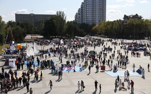 В Николаеве горожане отметили День физической культуры и спорта Фото № 2 В Николаеве горожане отметили День физической культуры и спорта Фото № 2