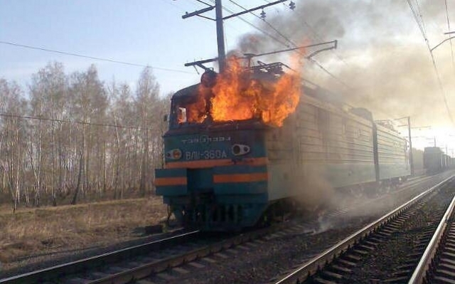 Причины возгорания локомотива поезда «Николаев-Киев» остаются неизвестными Фото № 0 Причины возгорания локомотива поезда «Николаев-Киев» остаются неизвестными Фото № 0