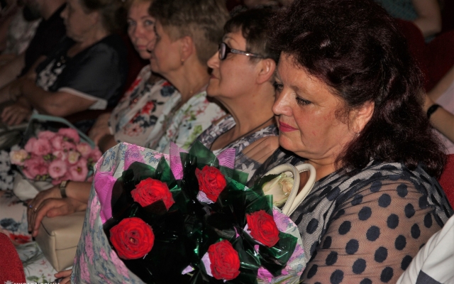 В Николаеве прошли торжества по случаю профессионального праздника людей в белых халатах Фото № 6 В Николаеве прошли торжества по случаю профессионального праздника людей в белых халатах Фото № 6
