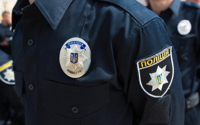 В Николаеве корью заболели 10 патрульных полицейских Фото № 0 В Николаеве корью заболели 10 патрульных полицейских Фото № 0
