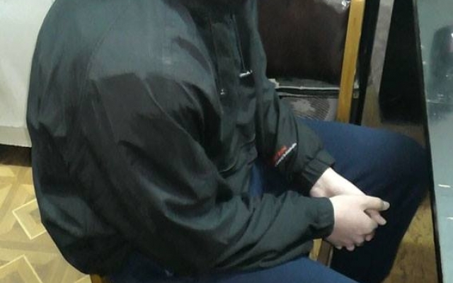 Парень во время ссоры ударил ножом в поясницу своего друга Фото № 1 Парень во время ссоры ударил ножом в поясницу своего друга Фото № 1