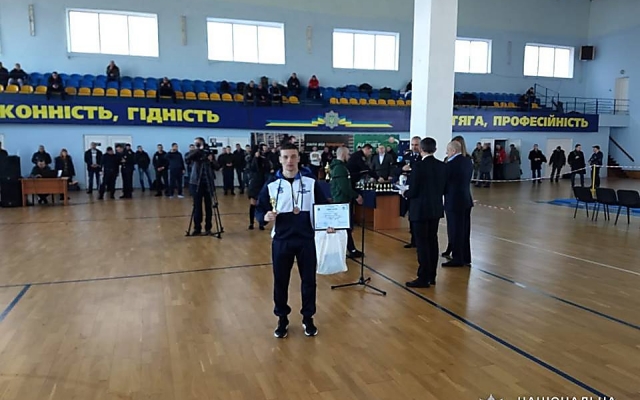 Сборная николаевской полиции завоевала второе место на чемпионате по рукопашному бою Фото № 4 Сборная николаевской полиции завоевала второе место на чемпионате по рукопашному бою Фото № 4