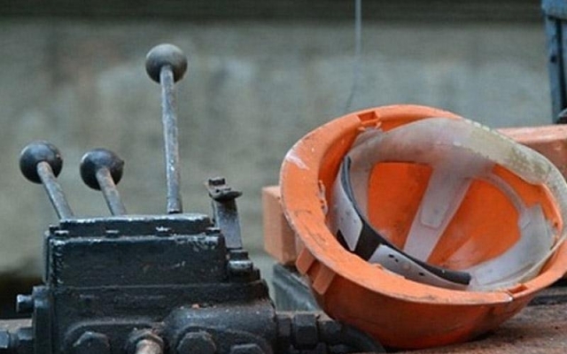 Трагедия в Николаевском порту: один рабочий погиб, другой - тяжело травмирован Фото № 0 Трагедия в Николаевском порту: один рабочий погиб, другой - тяжело травмирован Фото № 0