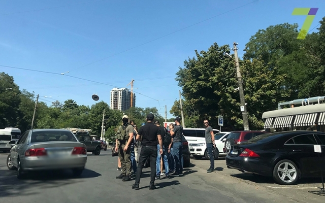 В Одессе задержали главу службы автодорог Николаевской области Фото № 1 В Одессе задержали главу службы автодорог Николаевской области Фото № 1