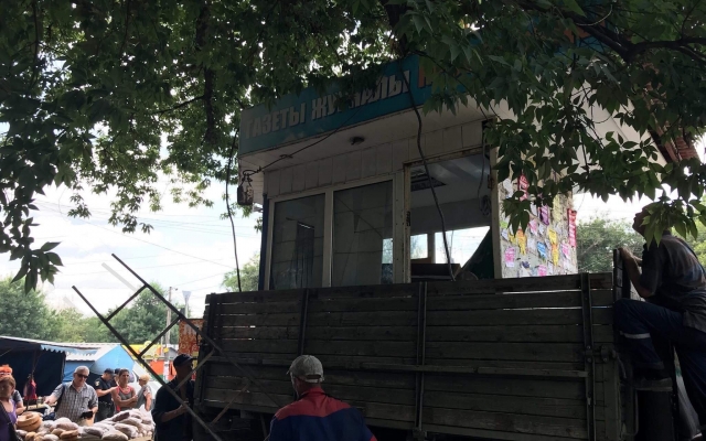 Николаеве демонтировали незаконные точки продажи кваса Фото № 0 Николаеве демонтировали незаконные точки продажи кваса Фото № 0