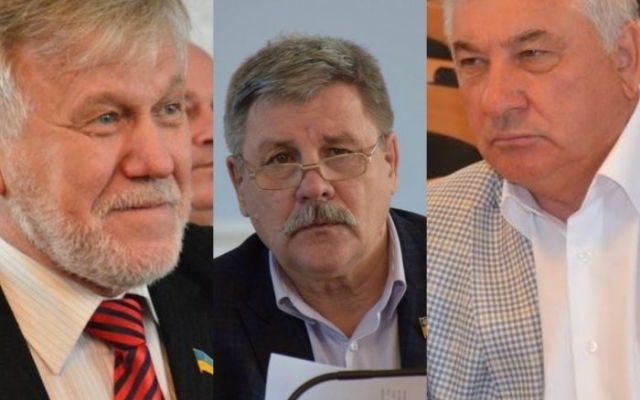 Три депутата покинули фракцию Три депутата покинули фракцию