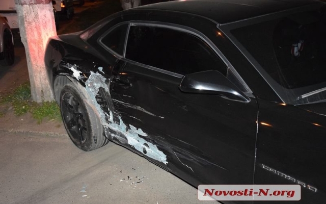 На Центральном проспекте столкнулись два автомобиля, есть пострадавшие Фото № 3 На Центральном проспекте столкнулись два автомобиля, есть пострадавшие Фото № 3