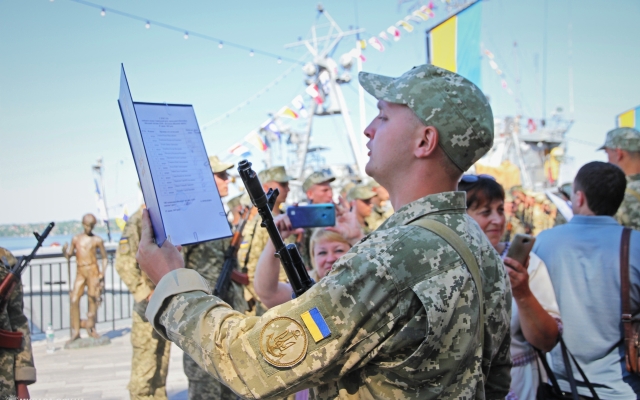 В Николаеве отмечают День Военно-Морских Сил Вооруженных Сил Украины Фото № 55 В Николаеве отмечают День Военно-Морских Сил Вооруженных Сил Украины Фото № 55
