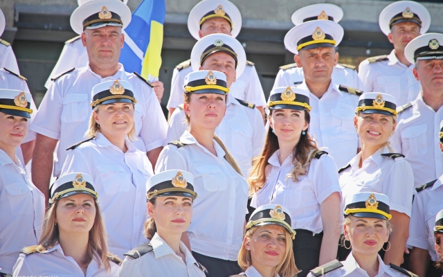 В Николаеве отмечают День Военно-Морских Сил Вооруженных Сил Украины Фото № 32 В Николаеве отмечают День Военно-Морских Сил Вооруженных Сил Украины Фото № 32