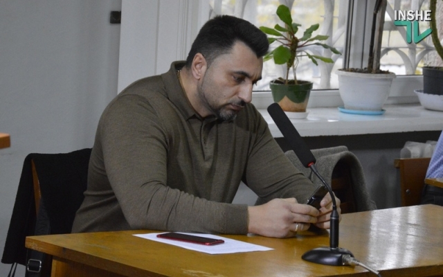 Сын депутата Николаевского горсовета Жвавого, который «подорвал» его машину, объяснил свои действия Фото № 2 Сын депутата Николаевского горсовета Жвавого, который «подорвал» его машину, объяснил свои действия Фото № 2