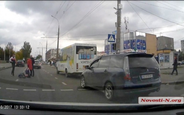 В центре Николаева В центре Николаева