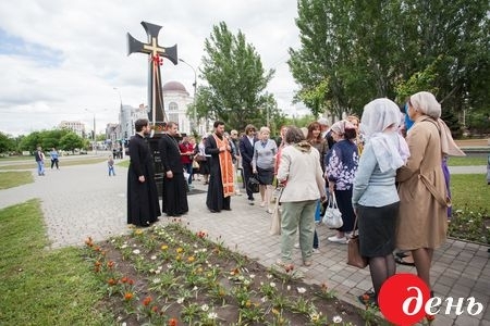 В Николаеве сегодня отметили День Матери Фото № 1 В Николаеве сегодня отметили День Матери Фото № 1