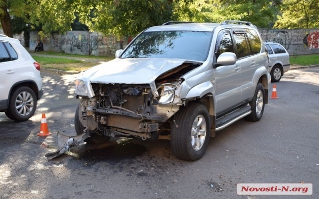 Пьяный водитель на автомобиле с еврономерами стал виновником аварии на Спасской, есть пострадавшие Фото № 0 Пьяный водитель на автомобиле с еврономерами стал виновником аварии на Спасской, есть пострадавшие Фото № 0