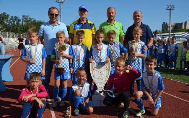 В Николаеве завершился Всеукраинский детский турнир «GoldCup Николаев» Фото № 8 В Николаеве завершился Всеукраинский детский турнир «GoldCup Николаев» Фото № 8