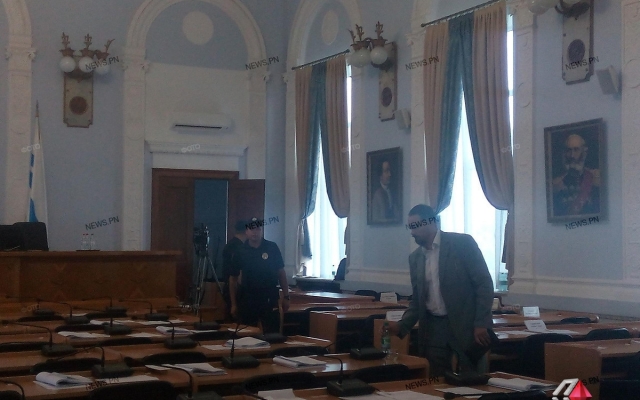 В Николаеве снова сообщили о минировании: в перечне мэрия, администрации районов, СБУ, полиция и детсад Фото № 2 В Николаеве снова сообщили о минировании: в перечне мэрия, администрации районов, СБУ, полиция и детсад Фото № 2
