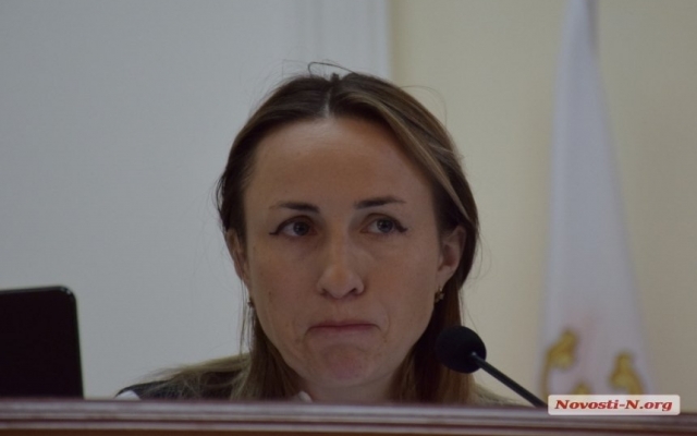 Глава Николаевского облсовета Виктория Москаленко потребовала от Зеленского снять свою кандидатуру и назвала его малороссом Фото № 0 Глава Николаевского облсовета Виктория Москаленко потребовала от Зеленского снять свою кандидатуру и назвала его малороссом Фото № 0
