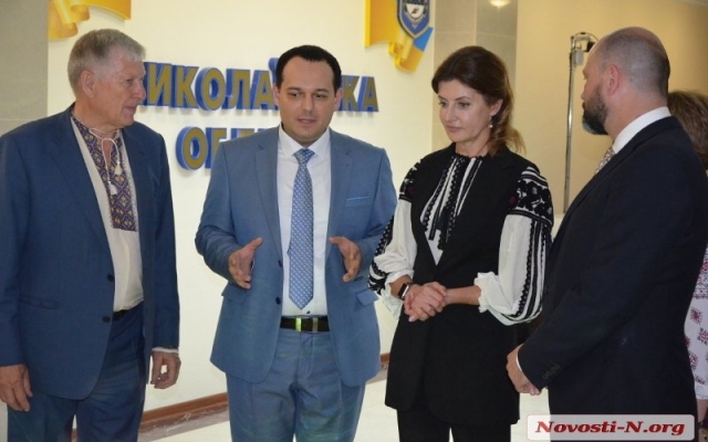 Марина Порошенко ознакомилась с оборудованием, предназначенного для реабилитации детей с особыми потребностями Фото № 0 Марина Порошенко ознакомилась с оборудованием, предназначенного для реабилитации детей с особыми потребностями Фото № 0