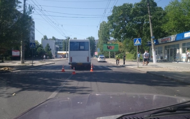 На Курортной маршрутка сбили пенсионера Фото № 0 На Курортной маршрутка сбили пенсионера Фото № 0