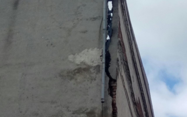 Проблема с задымлением на бывшем мясокомбинате в Вознесенске пока не решена Фото № 0 Проблема с задымлением на бывшем мясокомбинате в Вознесенске пока не решена Фото № 0