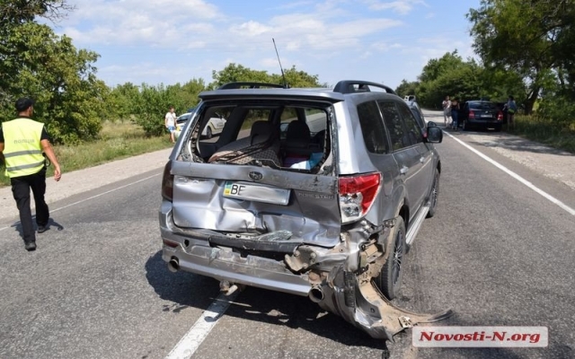 Авария на автотрассе: столкнулись сразу три транспортных средства, есть пострадавшие Фото № 5 Авария на автотрассе: столкнулись сразу три транспортных средства, есть пострадавшие Фото № 5