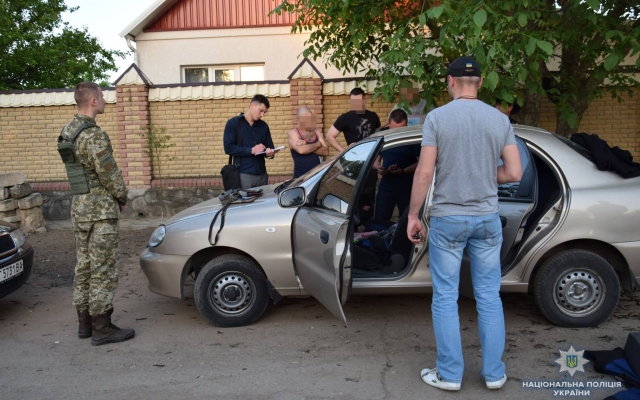 Жительница Николаева поставляла девушек для оказания интимных услуг клиентам из Европы Фото № 10 Жительница Николаева поставляла девушек для оказания интимных услуг клиентам из Европы Фото № 10