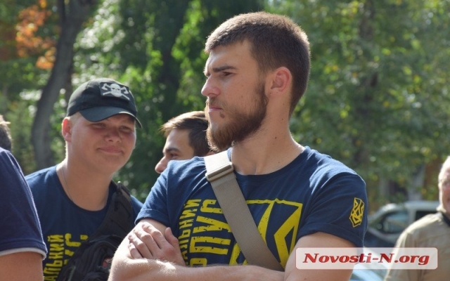 Жители Николаева требуют остановить строительство в сквере Фото № 9 Жители Николаева требуют остановить строительство в сквере Фото № 9