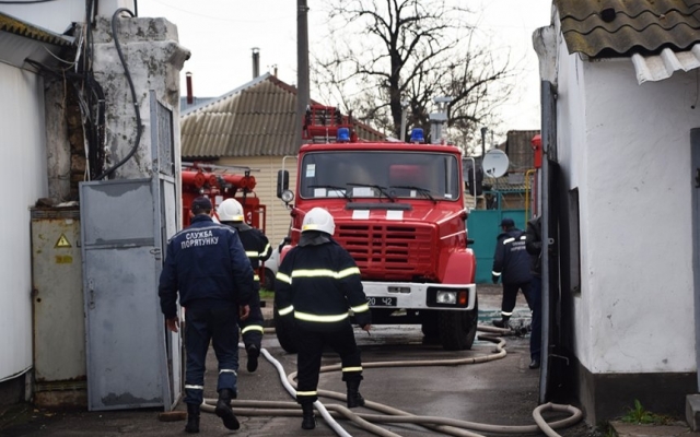 В Николаевской автошколе произошел пожар, спасатели подозревают поджог Фото № 1 В Николаевской автошколе произошел пожар, спасатели подозревают поджог Фото № 1