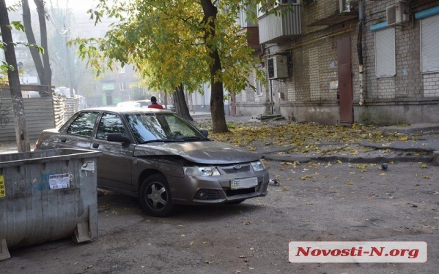 Начало недели выдалось не совсем удачным: на проспекте Мира авария с участием четырех машин Фото № 3 Начало недели выдалось не совсем удачным: на проспекте Мира авария с участием четырех машин Фото № 3