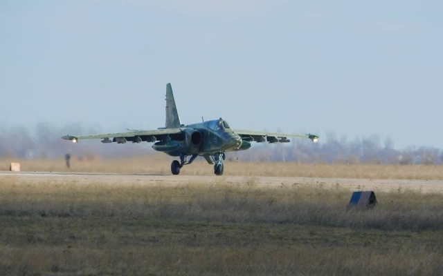 Николаевский летчики праздничные дни проводят в воздухе и оттачивают боевое мастерство Фото № 8 Николаевский летчики праздничные дни проводят в воздухе и оттачивают боевое мастерство Фото № 8
