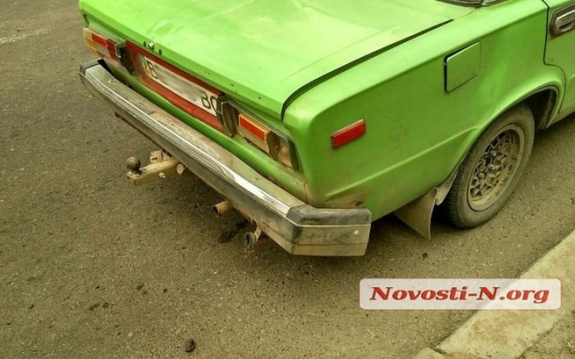 Авария на Богоявленском проспекте: столкнулись сразу три автомобиля Фото № 4 Авария на Богоявленском проспекте: столкнулись сразу три автомобиля Фото № 4