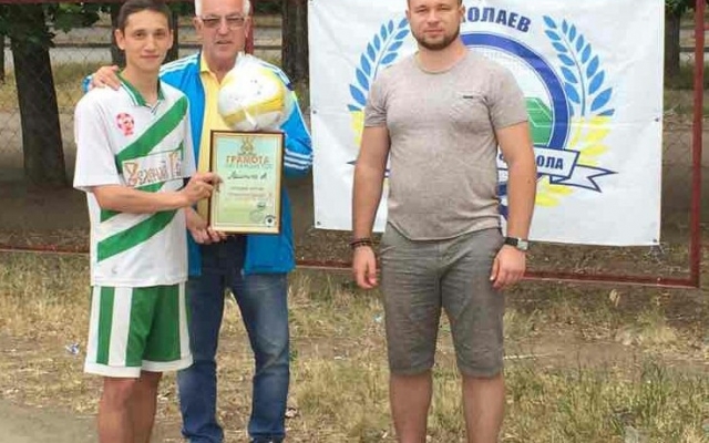 В Корабельном районе Николаева состоялся турнир по уличному футболу Фото № 1 В Корабельном районе Николаева состоялся турнир по уличному футболу Фото № 1