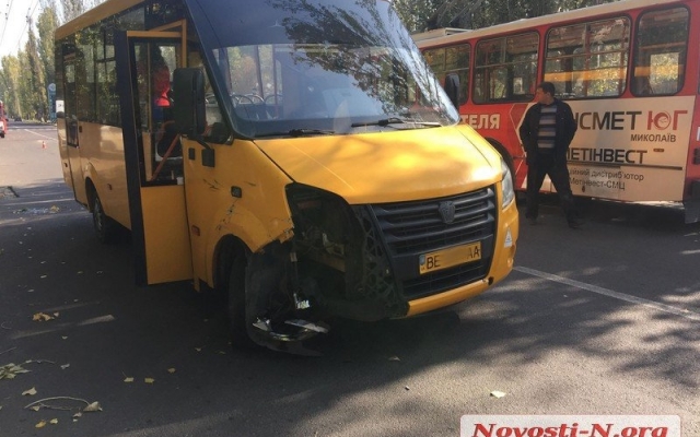 На Курортной авария с пострадавшими, движение в сторону Намыва затруднено Фото № 8 На Курортной авария с пострадавшими, движение в сторону Намыва затруднено Фото № 8