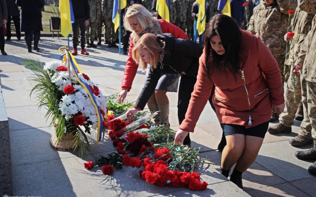 В Николаеве отметили 205 годовщину со дня рождения выдающегося украинца Тараса Григорьевича Шевченко Фото № 5 В Николаеве отметили 205 годовщину со дня рождения выдающегося украинца Тараса Григорьевича Шевченко Фото № 5