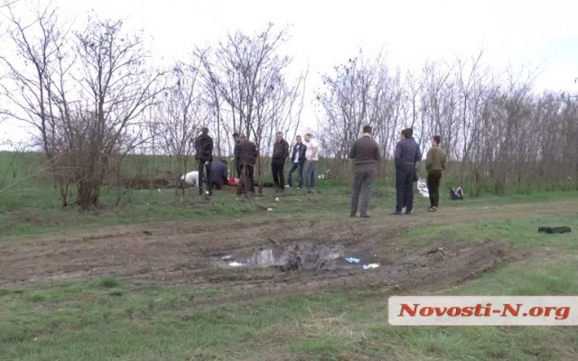 Тело пропавшего без вести Артура Полякова обнаружили в лесопосадке на старой очаковской дороге (фото, видео 18+) Фото № 4 Тело пропавшего без вести Артура Полякова обнаружили в лесопосадке на старой очаковской дороге (фото, видео 18+) Фото № 4