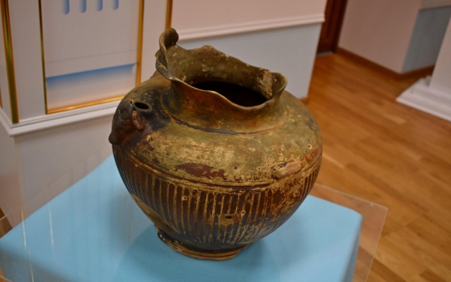 Археологи нашли уникальный сосуд на затонувшем возле Кинбурнской косы античном судне Фото № 2 Археологи нашли уникальный сосуд на затонувшем возле Кинбурнской косы античном судне Фото № 2