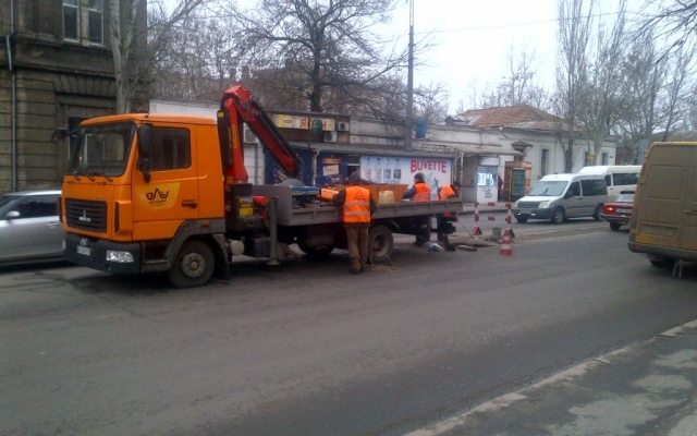 Администрация Центрального района Николаева приняла меры по предотвращению аварийных ситуаций по улице Пушкинской Фото № 0 Администрация Центрального района Николаева приняла меры по предотвращению аварийных ситуаций по улице Пушкинской Фото № 0