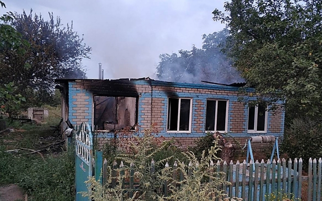 В Баштанском районе во время пожара сгорел частный дом Фото № 2 В Баштанском районе во время пожара сгорел частный дом Фото № 2