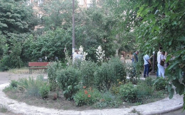 На Дунаева появился двор идеальной чистоты Фото № 1 На Дунаева появился двор идеальной чистоты Фото № 1