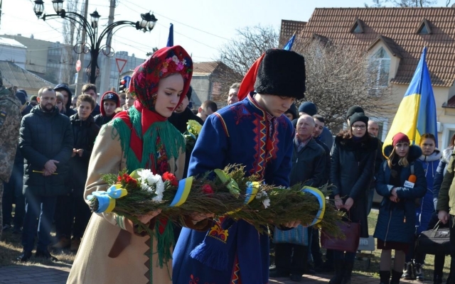 Жители Николаева почтили память Героев Небесной Сотни Фото № 4 Жители Николаева почтили память Героев Небесной Сотни Фото № 4