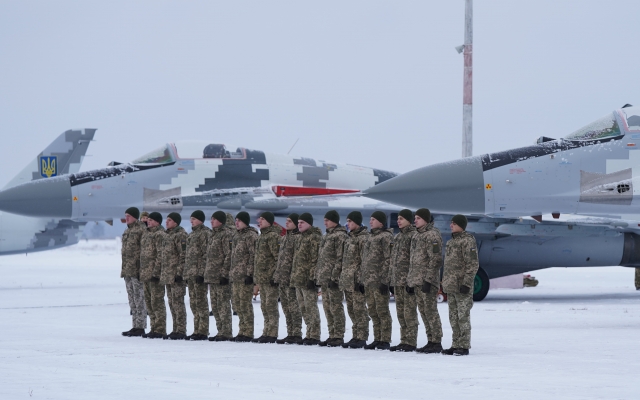 Николаевцы и одесситы начали глубокую модернизацию СУ-24 Фото № 2 Николаевцы и одесситы начали глубокую модернизацию СУ-24 Фото № 2