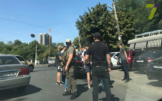 В Одессе задержали главу службы автодорог Николаевской области Фото № 0 В Одессе задержали главу службы автодорог Николаевской области Фото № 0